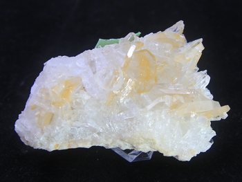Baryte with limonite inclusions