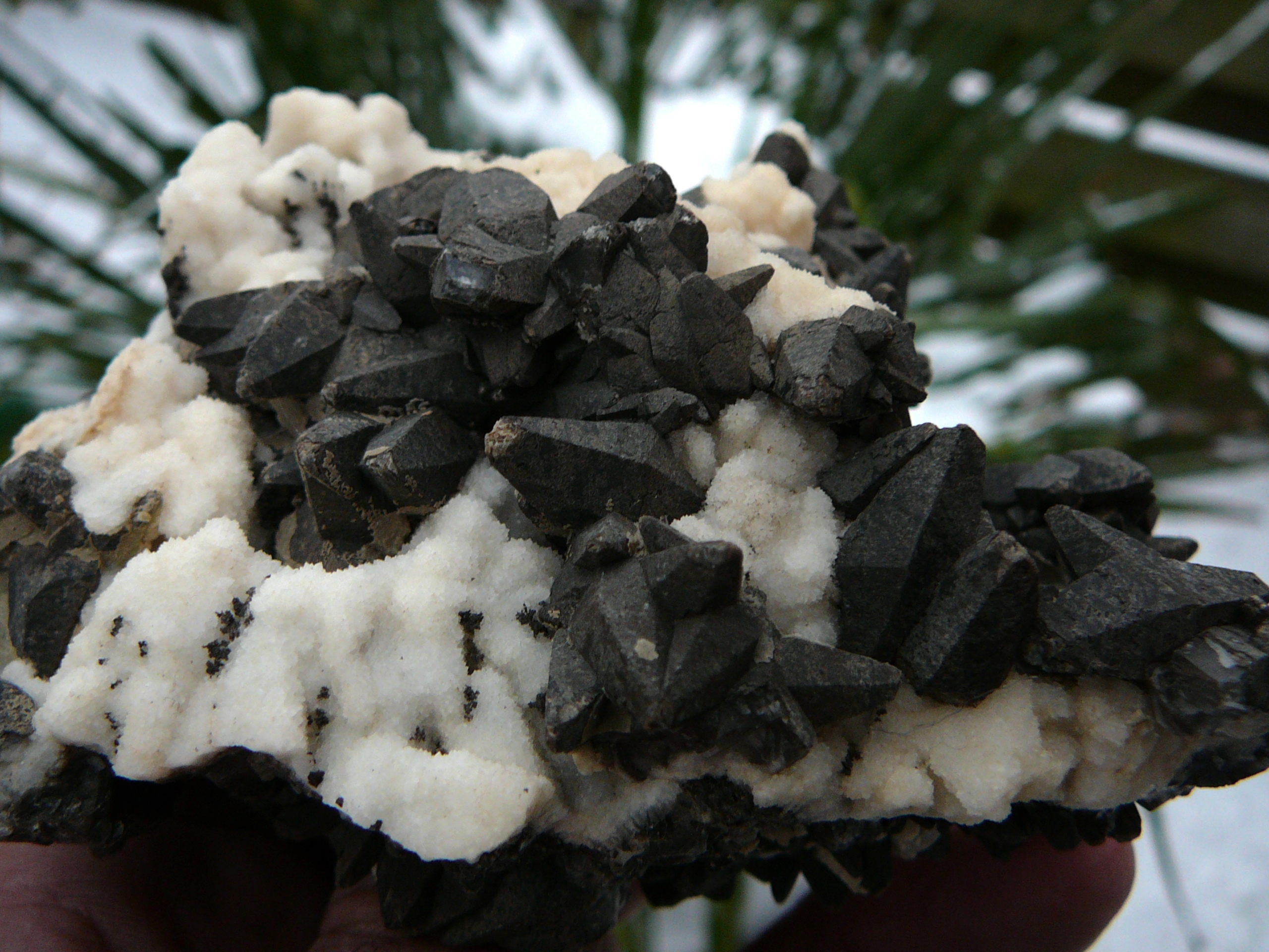 Almost black calcite